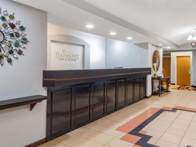 Baymont By Wyndham Hinesville Fort Stewart Area Exterior foto