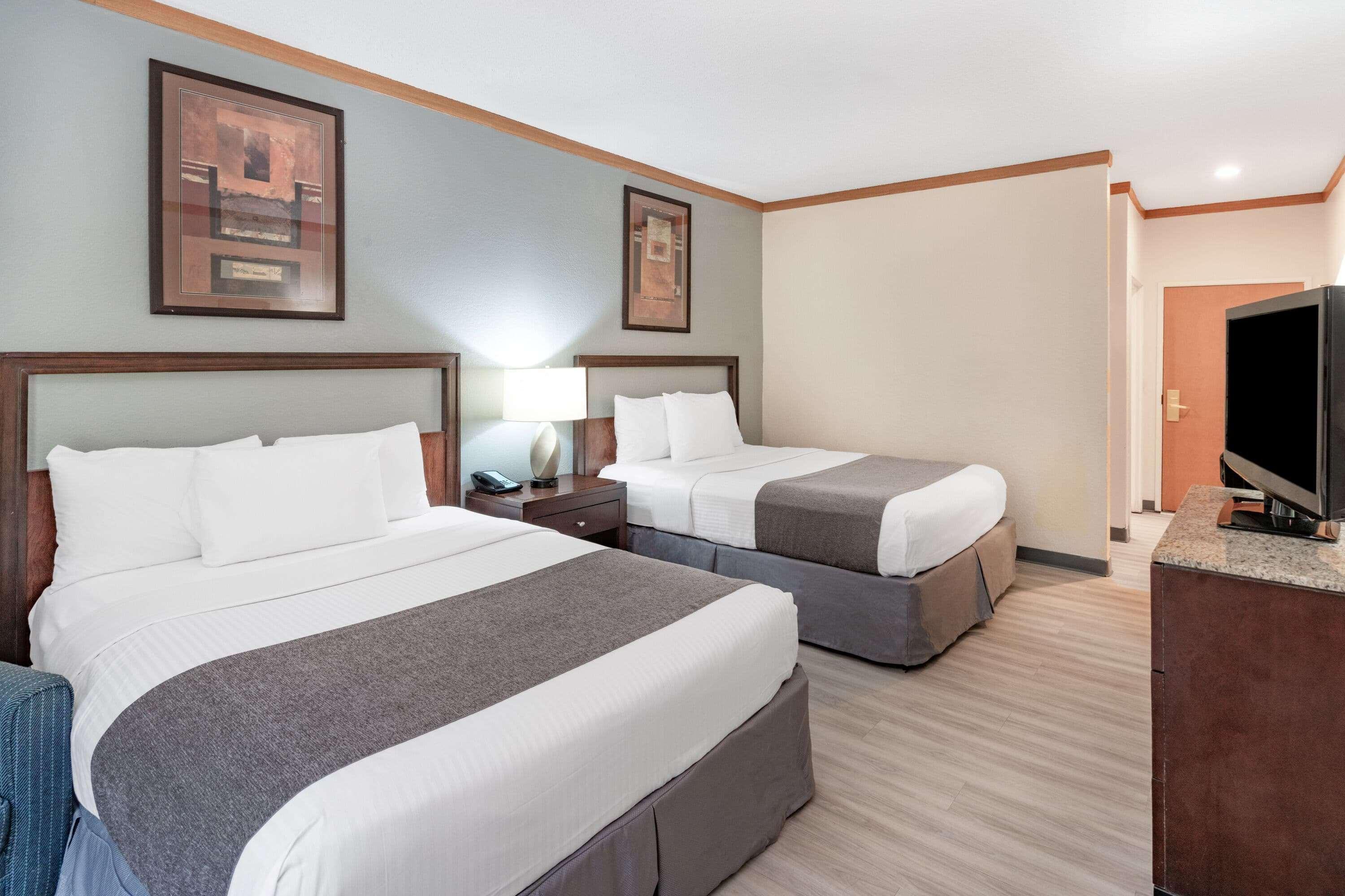 Baymont By Wyndham Hinesville Fort Stewart Area Exterior foto