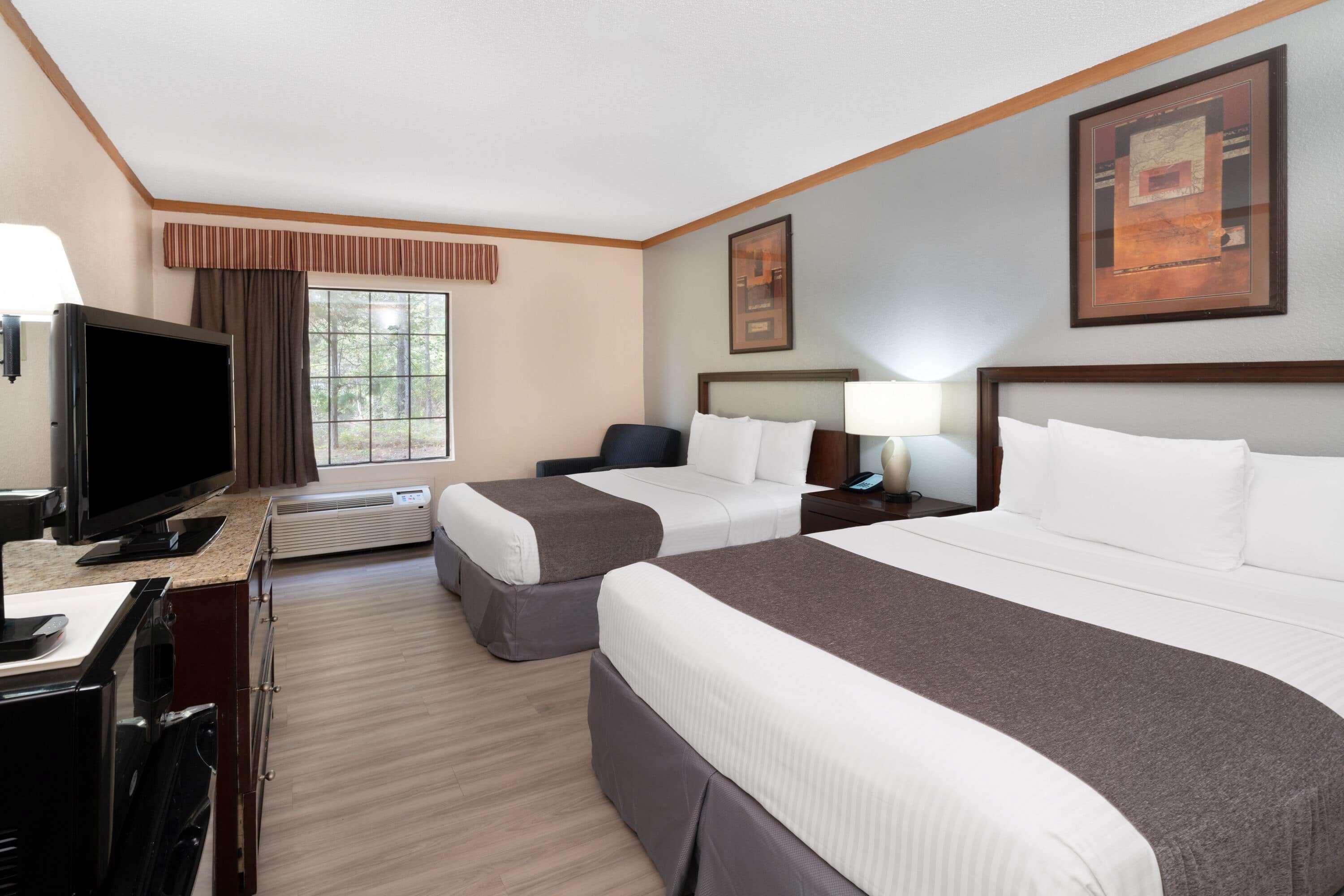 Baymont By Wyndham Hinesville Fort Stewart Area Exterior foto