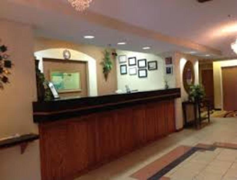 Baymont By Wyndham Hinesville Fort Stewart Area Exterior foto