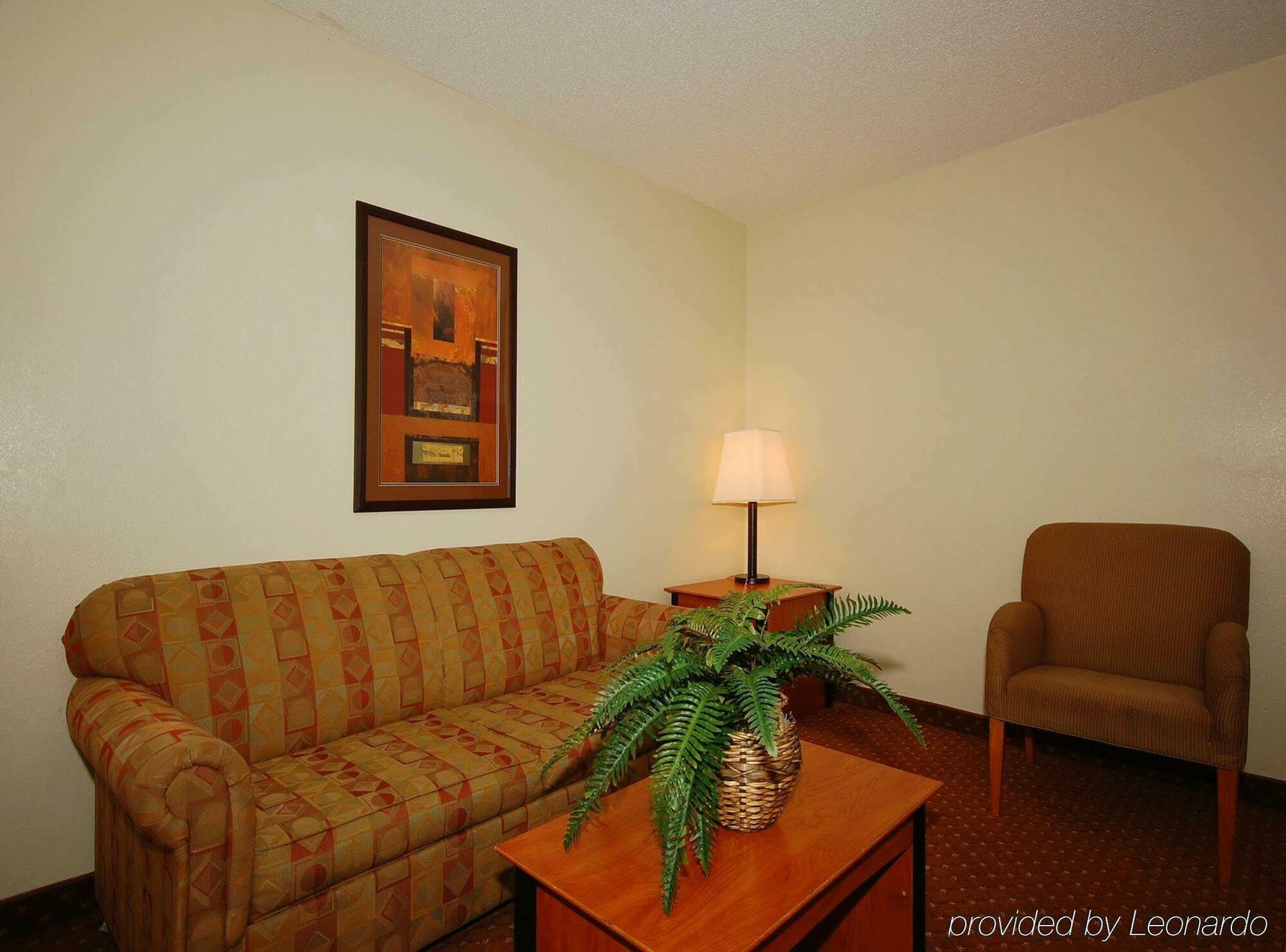 Baymont By Wyndham Hinesville Fort Stewart Area Habitación foto